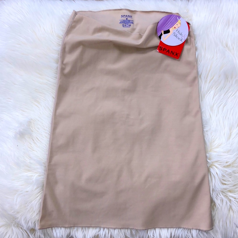 Spanx New with tags size medium slip